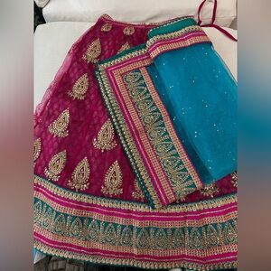 Lehenga skirt and Dupatta